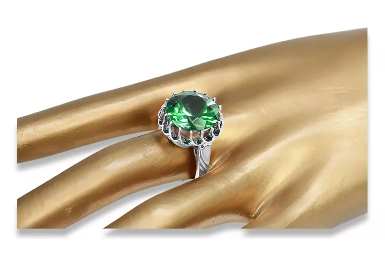 Vintage style Ring Emerald Sterling silver 925 vrc035s